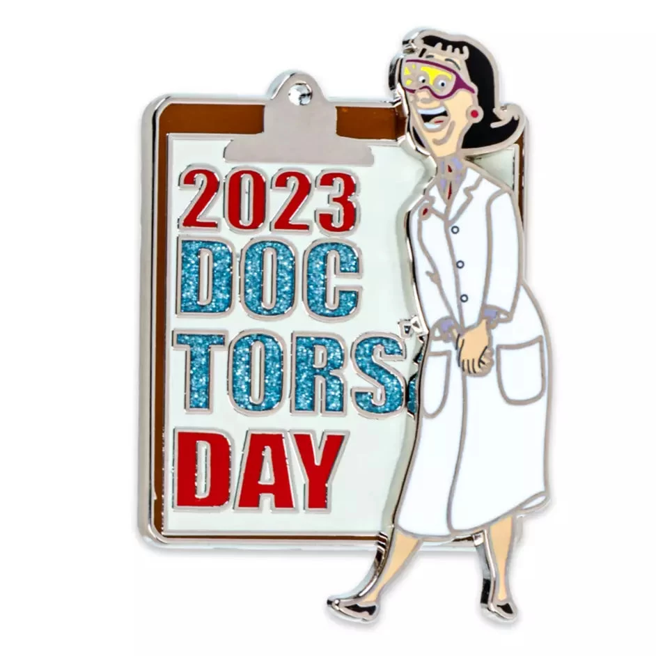 Disney Dr. Lucille Krunklehorn-Robinson Doctors' Day 2023 Pin – Meet The Robinsons – Limited Release 3 Disney Dr. Lucille Krunklehorn-Robinson Doctors' Day 2023 Pin – Meet The Robinsons – Limited Release