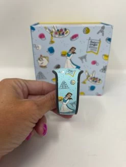 Disney Epcot Food & Wine Festival 2021 Dooney & Bourke Belle Magicband -Disney 87175E04 E65E 4A57 BA44 4A8ECD851F04