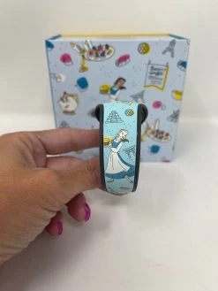 Disney Epcot Food & Wine Festival 2021 Dooney & Bourke Belle Magicband -Disney B60C94BC 3BF0 4B7F A430 9D6877D45FBD