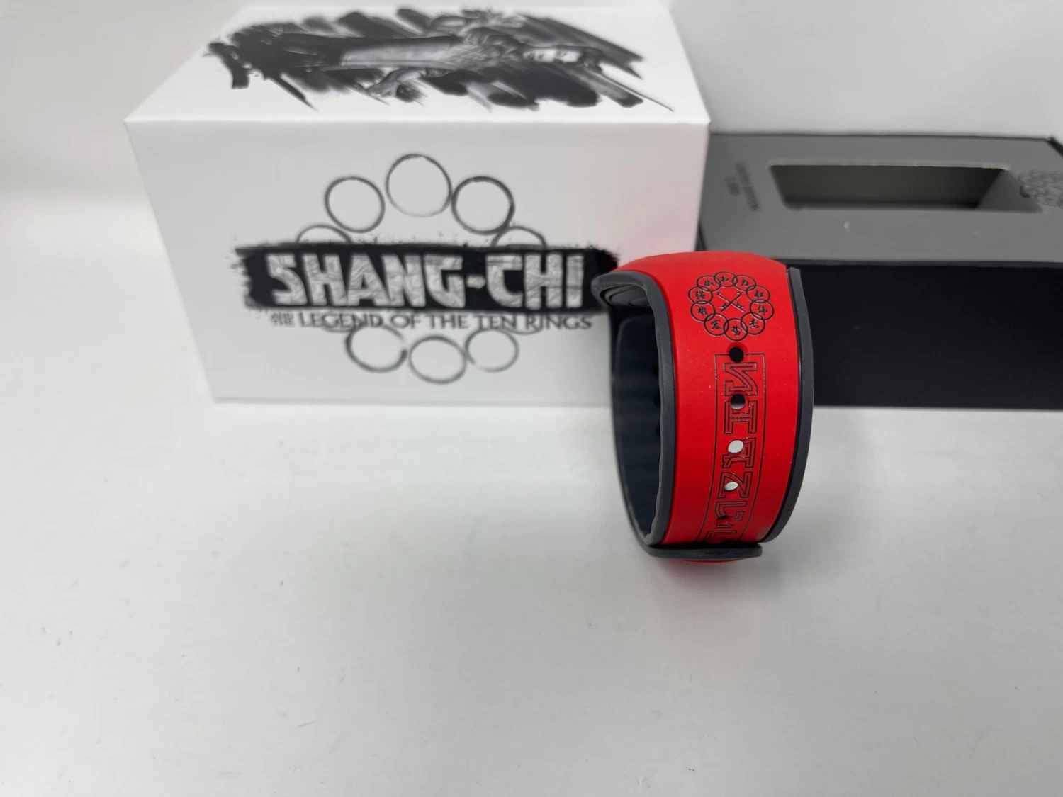 Disney Marvel Shang-Chi And The Legend Of The Five Rings MagicBand 2 – Limited E 5 Disney Marvel Shang-Chi And The Legend Of The Five Rings MagicBand 2 – Limited E - Image 3